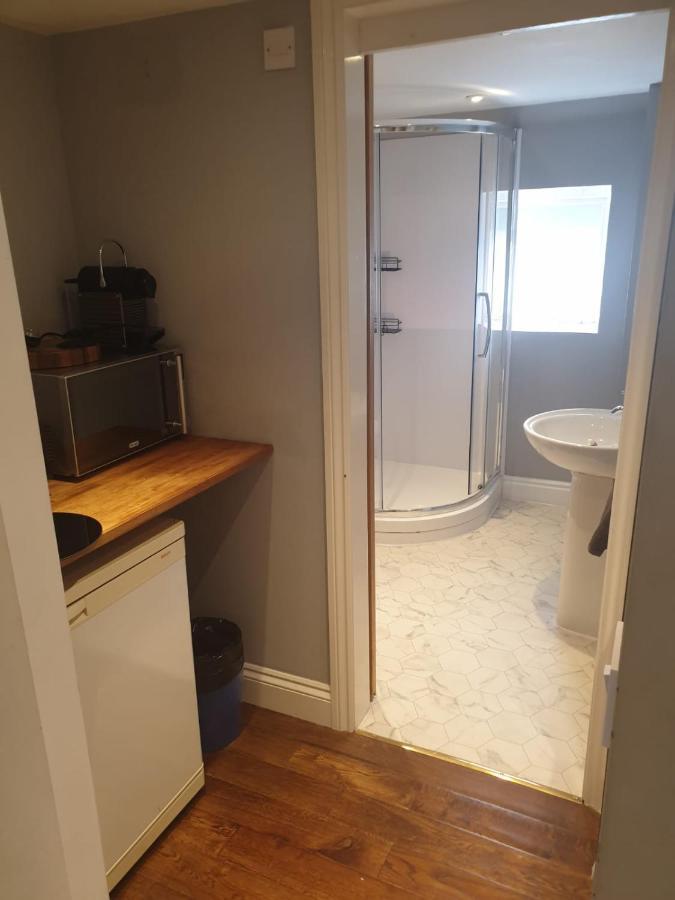 Mezzanine Studio Apartment 런던 외부 사진